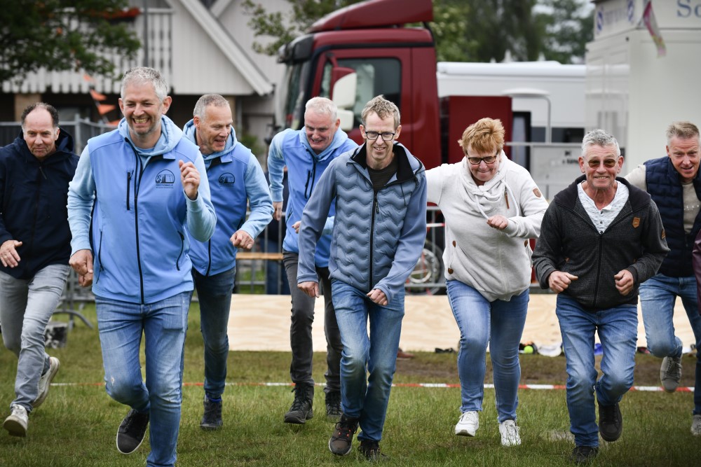 240601 Scharsterbrug dorpsfeest petjeballen kermis 8  1000